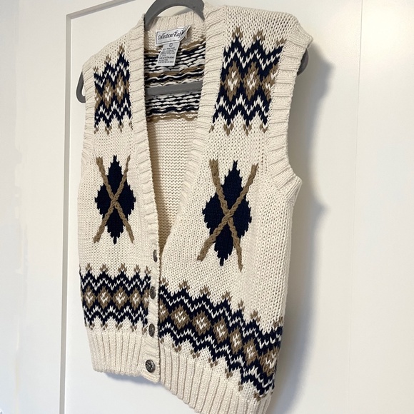 Cream & Brown Vintage Patterned Sweater Vest - Picture 2 of 7